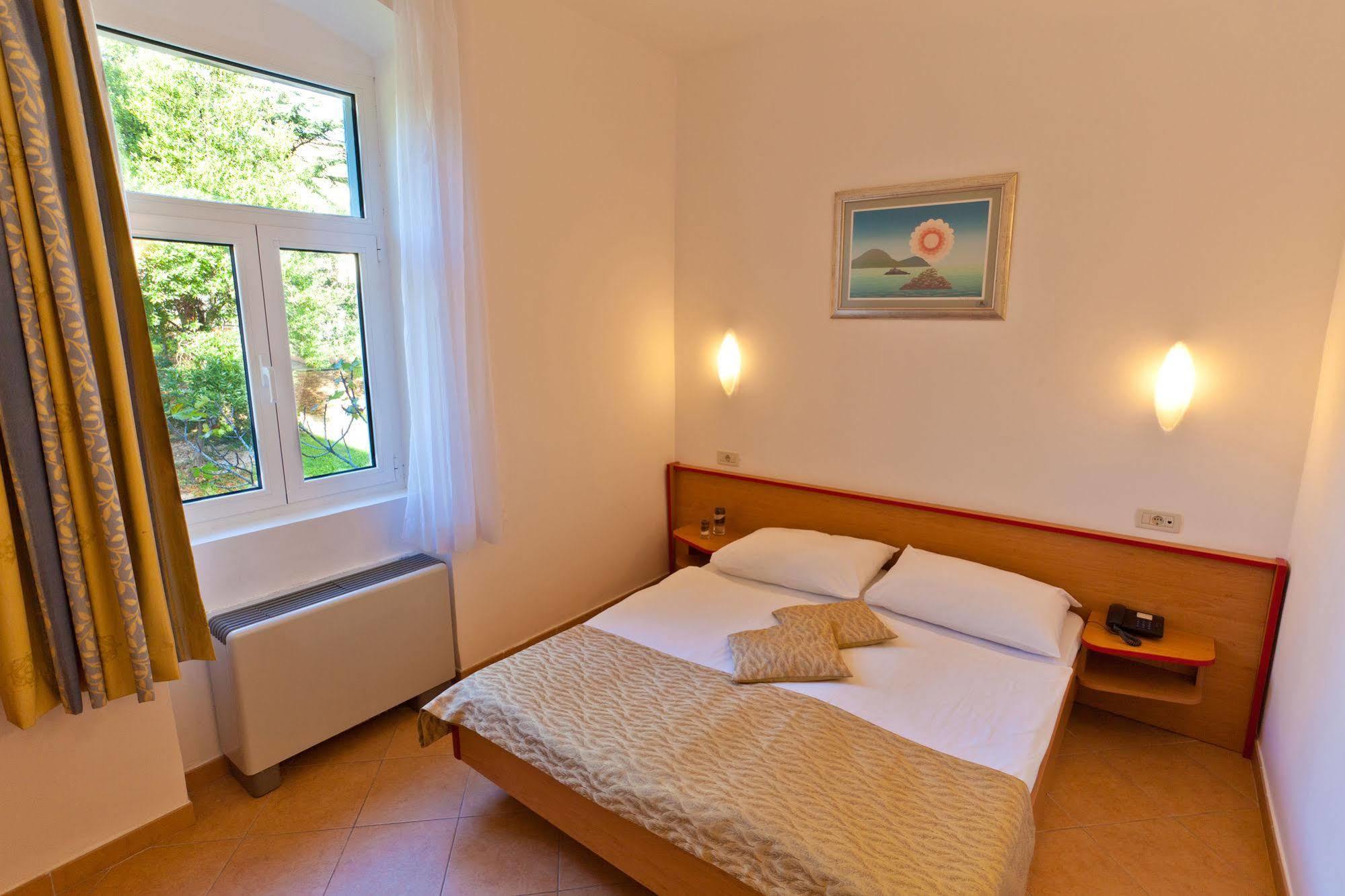 Tamaris - Drazica Hotel Krk Town