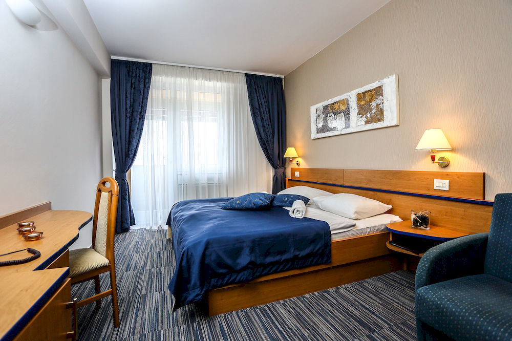 Hotel Tamaris - Drazica Krk Town
